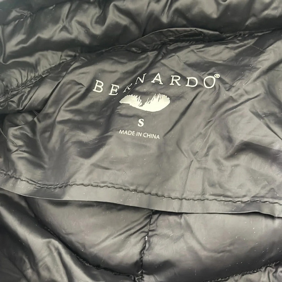 Bernardo Puffer Long Sleeve Size Small Black Jacket Hooded metallic gray - Picture 10 of 16
